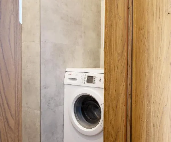 Royal Piotrkowska 33 Vandrerhjem Łódź